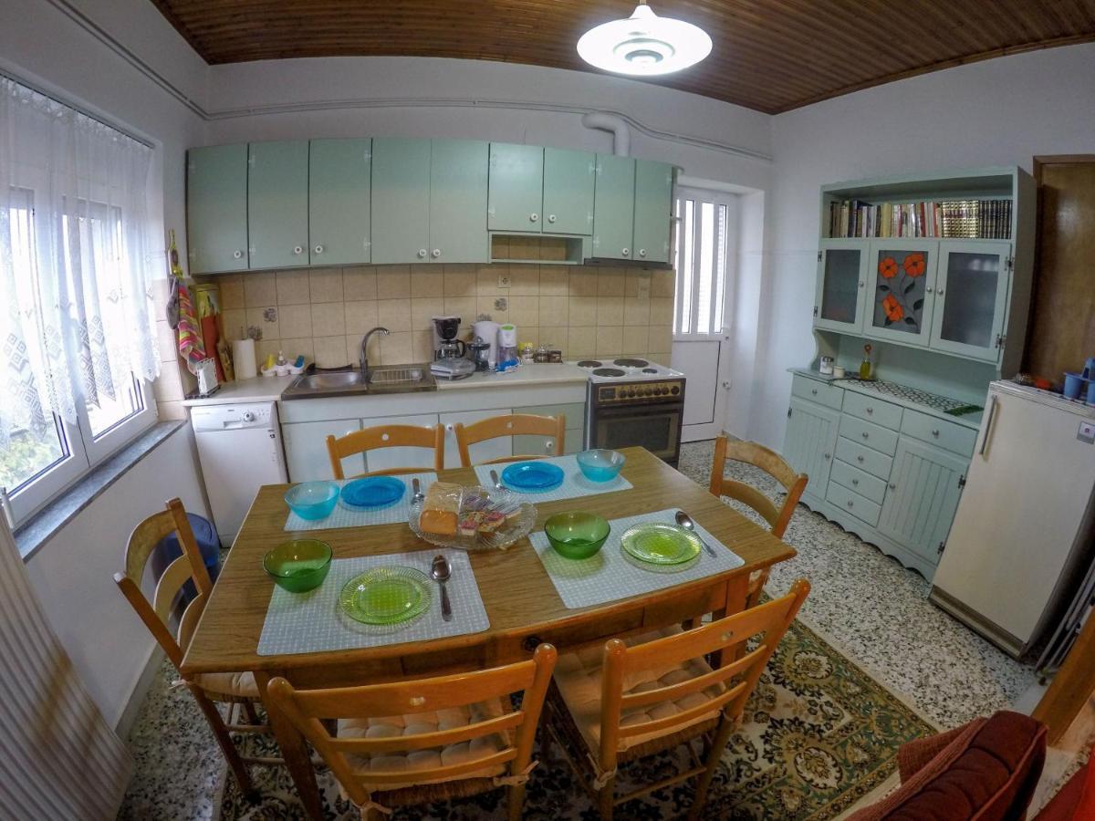 Breathtaking Lake View Cottage With A Fireplace Next To Ioannina City! Ngoại thất bức ảnh